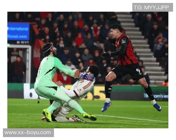 巴西媒体报道弗拉门戈报价埃瓦尼尔森遭伯恩茅斯高价拒绝